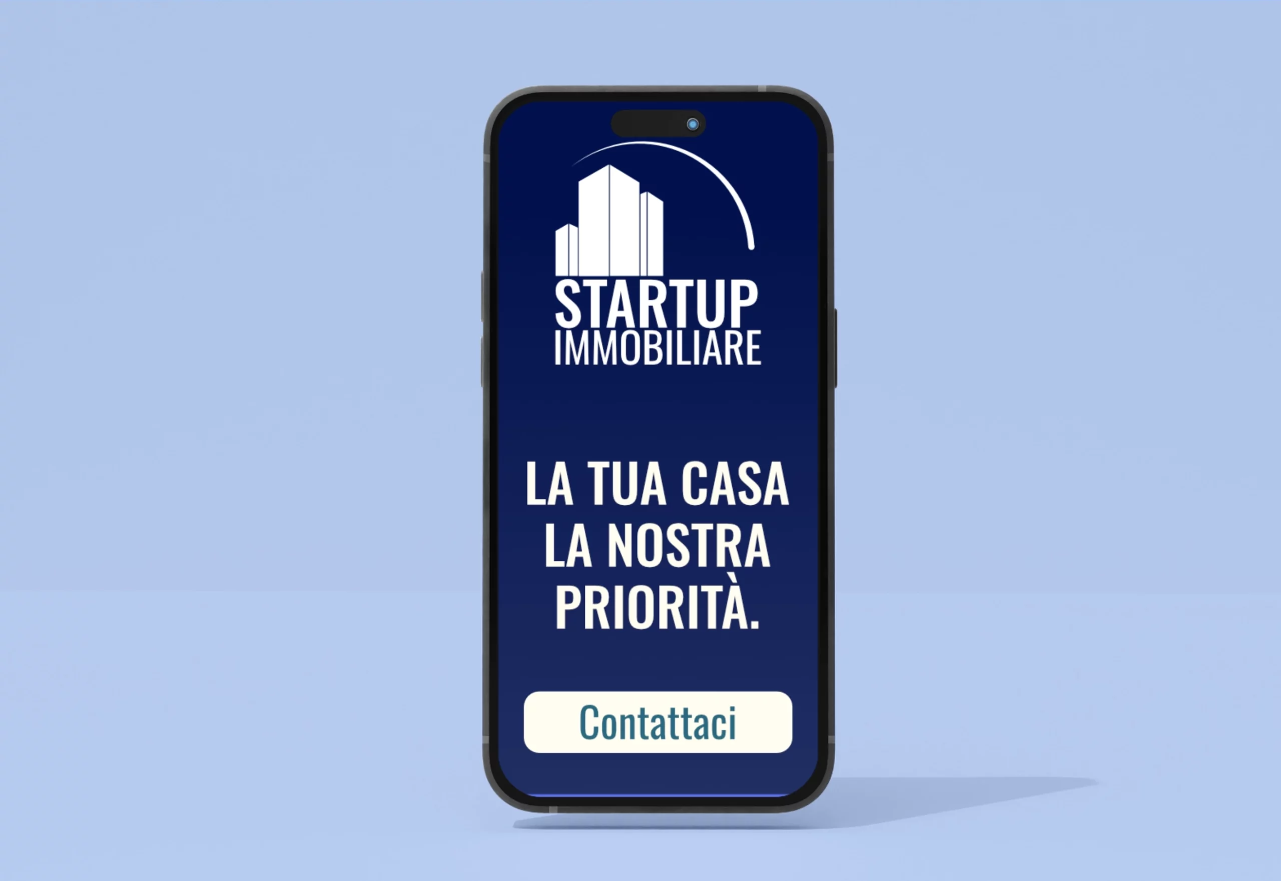 Immagine di uno smartphone con il logo di Startup Immobiliare con il bottone "contattaci"